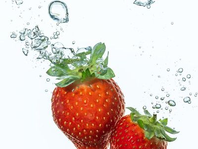 Healthy breakfast and fresh water